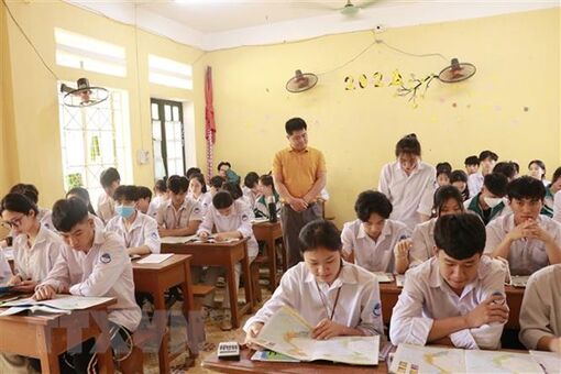 Chuẩn mực văn hóa học đường: Cần bắt đầu từ giáo viên