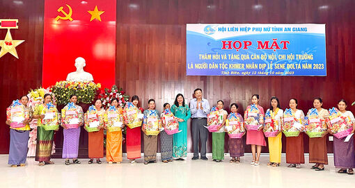 Họp mặt cán bộ, hội viên phụ nữ là dân tộc thiểu số Khmer năm 2023