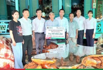 Bảo hiểm Agribank Kiên Giang chi trả bảo hiểm cho khách hàng ở Chợ Mới