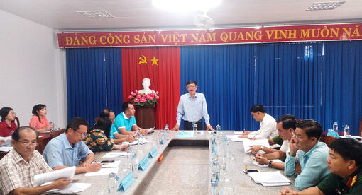 Lúc 18 giờ, ngày 20/10 diễn ra lễ khai mạc Hội chợ mua sắm và ẩm thực hàng Việt Nam - Thái Lan tại TX. Tịnh Biên