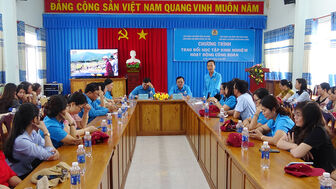 Liên đoàn Lao động huyện Kiên Lương học tập kinh nghiệm huyện Tri Tôn