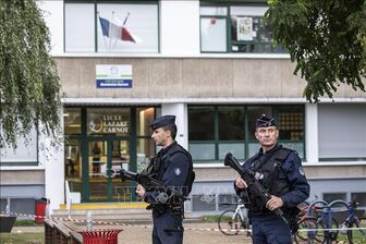 Pháp: Triển khai 7.000 binh sĩ tăng cường tuần tra sau vụ đâm dao