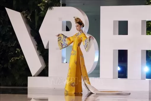 Tôn vinh vẻ đẹp áo dài Việt Nam qua cuộc thi Hoa hậu Hòa bình Quốc tế 2023