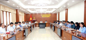 Phó Thủ tướng Trần Lưu Quang chủ trì phiên họp giải pháp đổi mới thực hiện thủ tục hành chính, dịch vụ công