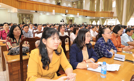 Hội nghị báo cáo viên cấp tỉnh về chuyên đề xây dựng, chỉnh đốn Đảng