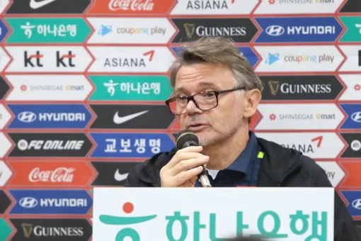 Huấn luyện viên Philippe Troussier: Tuyển Việt Nam cần tận dụng cơ hội tốt hơn