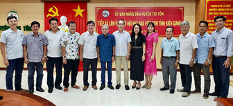 Hội Nhà báo tỉnh Kiên Giang tổ chức thực tế sáng tác, giao lưu trao đổi kinh nghiệm tại tỉnh An Giang