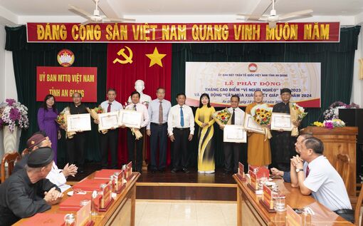 An Giang phát động Tháng cao điểm “Vì người nghèo” năm 2023 và vận động “Cây mùa Xuân” Tết Giáp Thìn 2024
