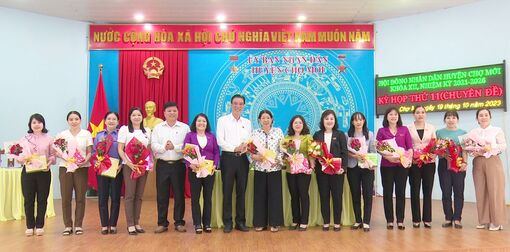 Kỳ họp thứ 11 HĐND huyện Chợ Mới  bầu bổ sung thành viên UBND huyện