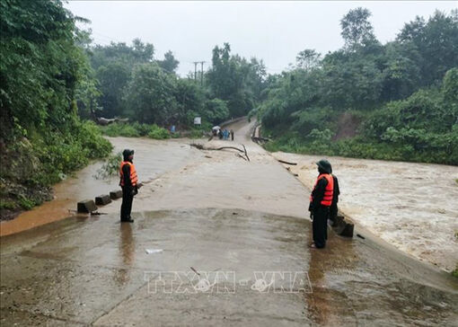 Thời tiết ngày 22/10: Khu vực Trung Bộ có mưa to vào chiều tối