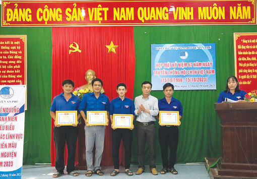 Thanh niên An Phú xung kích vì cộng đồng