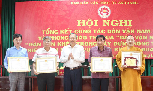 Xây dựng Đảng trên mặt trận Dân vận - Kỳ 1: “Dân vận khéo” tăng cường mối quan hệ mật thiết giữa Đảng với dân