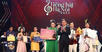 Trần Thị Vân Anh giành giải nhất Tiếng hát Hà Nội