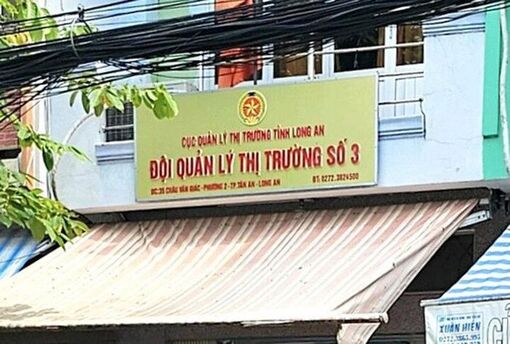 Đánh bạc tại trụ sở, 4 cán bộ quản lý thị trường ở Long An bị kỷ luật