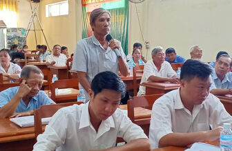Đại biểu HĐND tỉnh An Giang, huyện Phú Tân tiếp xúc cử tri trước kỳ họp cuối năm 2023