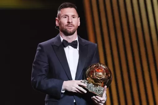 Lionel Messi lần thứ 8 đoạt Quả bóng vàng