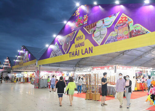 Chuẩn bị Hội chợ mua sắm và ẩm thực hàng Việt Nam - Thái Lan, Ngày hội bánh dân gian ở Chợ Mới