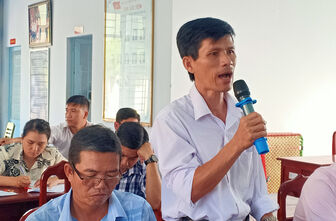 Đại biểu HĐND tỉnh An Giang và huyện Phú Tân tiếp xúc cử tri trước kỳ họp cuối năm 2023