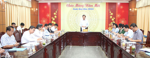 Phó Chủ tịch UBND tỉnh An Giang Lê Văn Phước chỉ đạo khẩn trương đẩy nhanh tiến độ giải ngân, thực hiện Chương trình mục tiêu quốc gia giảm nghèo bền vững