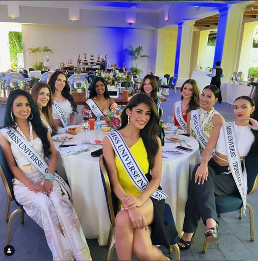 Miss Universe 2023: Quỳnh Hoa cười tươi múa, CH Dominica đi thi bằng phi cơ