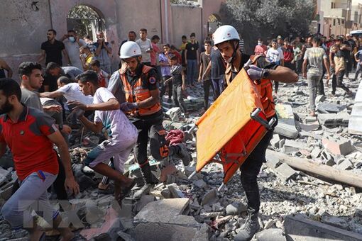 Quân đội Israel phân luồng giao thông tạo điều kiện sơ tán dân ở Gaza