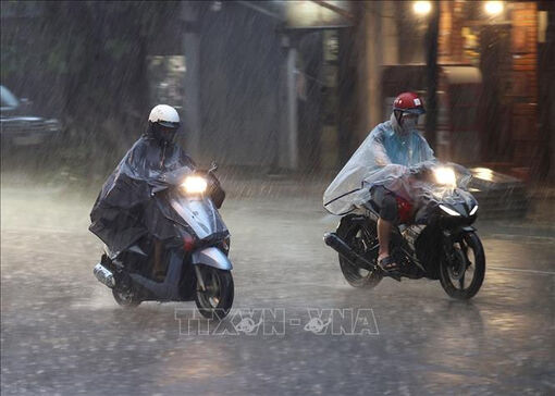 Bắc Bộ và Bắc Trung Bộ mưa dông rải rác, trời lạnh về đêm