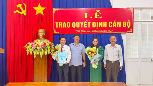 UBND TX. Tịnh Biên điều động, bổ nhiệm cán bộ