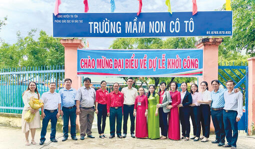 Nỗ lực nâng cao chất lượng dạy học ở ngôi trường vùng cao
