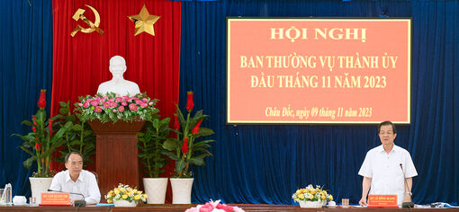 Bí thư Tỉnh ủy An Giang Lê Hồng Quang: TP. Châu Đốc tập trung phát huy hiệu quả các nguồn lực để phát triển nhanh và bền vững