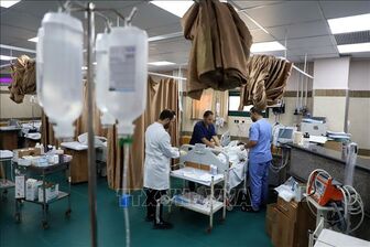 Sơ tán 200 bệnh nhân tại bệnh viện ở Gaza