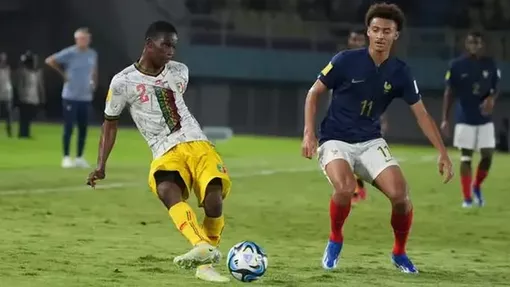 Xác định cặp đấu chung kết U17 World Cup