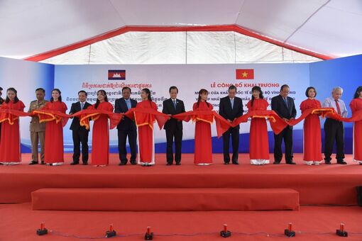An Giang phát triển kinh tế hướng về khu công nghiệp, cửa khẩu