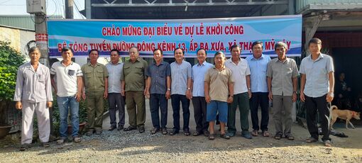 Hơn 9,5 tỷ đồng bê- tông tuyến đường dài trên 3,7km tại xã Thạnh Mỹ Tây