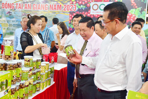 Khai mạc Ngày hội sản phẩm đặc trưng - nổi tiếng An Giang và các vùng miền năm 2023