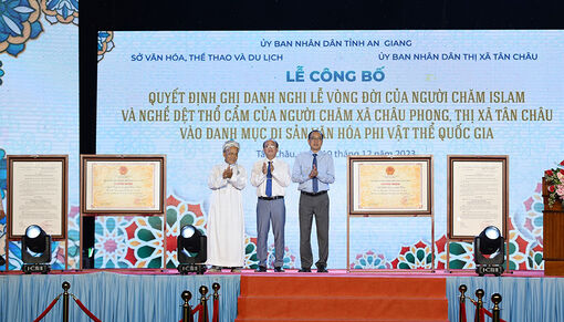 Người Chăm An Giang có thêm niềm vui mới