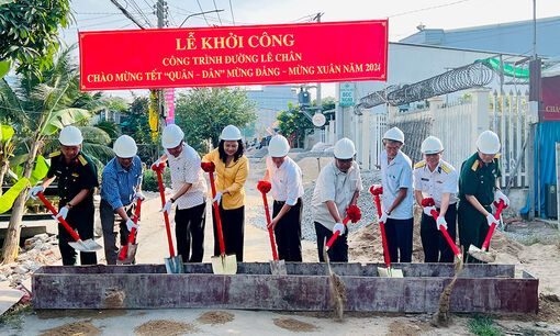 UBND phường Mỹ Quý khởi công công trình chào mừng “Tết quân – dân”