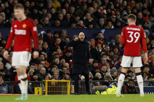 MU đấu Liverpool: Erik ten Hag run rẩy