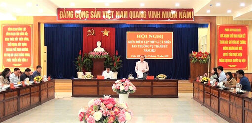 Ban Thường vụ Thành ủy Châu Đốc kiểm điểm tập thể và cá nhân năm 2023