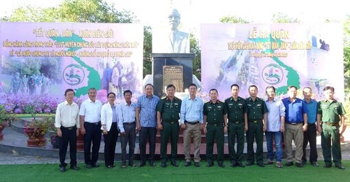Tri Tôn khởi động Tết quân - dân ở vùng biên giới