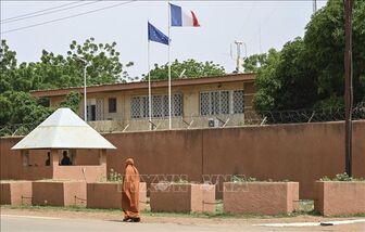 Pháp đóng cửa Đại sứ quán ở Niger