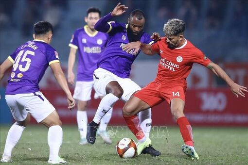 V.League 1-2023/24: Cuộc đua gay cấn ở nhóm dẫn đầu