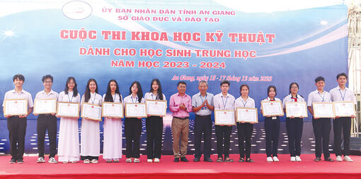 An Giang đẩy mạnh sáng tạo khoa học - kỹ thuật trong thanh, thiếu niên