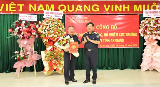 Lễ trao quyết định tân Cục trưởng Cục Hải quan An Giang