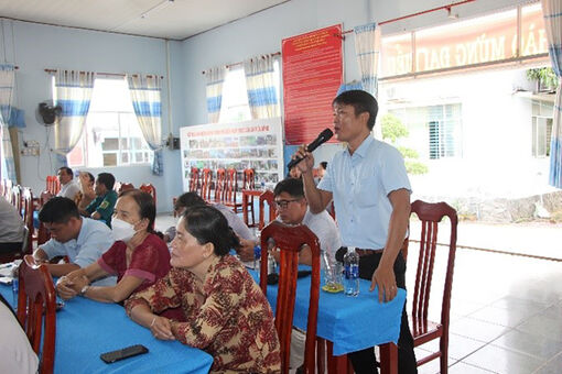Đại biểu HĐND 3 cấp huyện Chợ Mới tiếp xúc cử tri sau kỳ họp cuối năm 2023