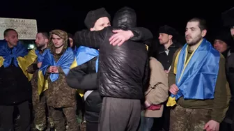 Nga và Ukraine trao đổi tù binh
