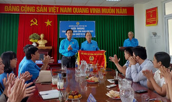 Liên đoàn Lao động huyện Thoại Sơn thực hiện đạt và vượt 21/21 chỉ tiêu năm 2023