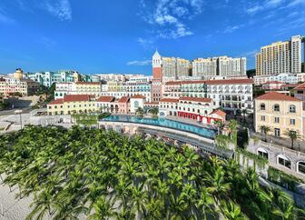 Travel+Leisure xếp hạng La Festa Phu Quoc trong top khách sạn mới tốt nhất Việt Nam 2023