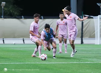 Tuyển Việt Nam bước vào buổi tập đầu tiên tại Qatar chuẩn bị cho Asian Cup