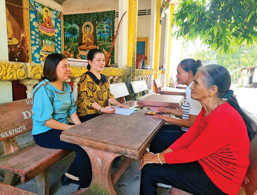 “Bóng hồng” giữ biên cương