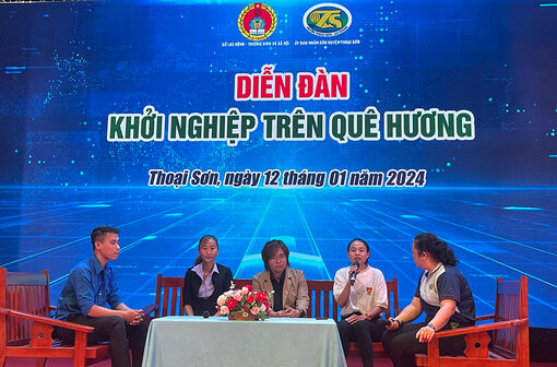Sôi nổi chương trình tập huấn, truyền thông, tuyên truyền, tư vấn hướng nghiệp tại Thoại Sơn